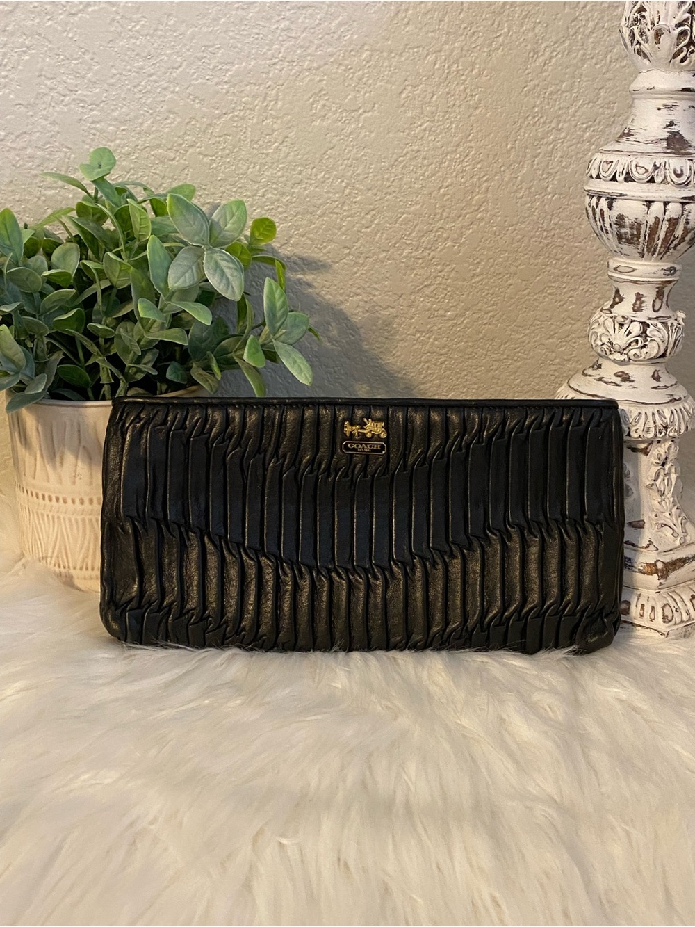 Coach Madison Black Pleated Y2K Horse & Carriage Clutch